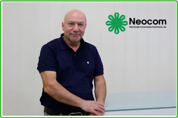 Jornal das Oficinas entrevista Carlos Abade, fundador e gerente da NEOCOM